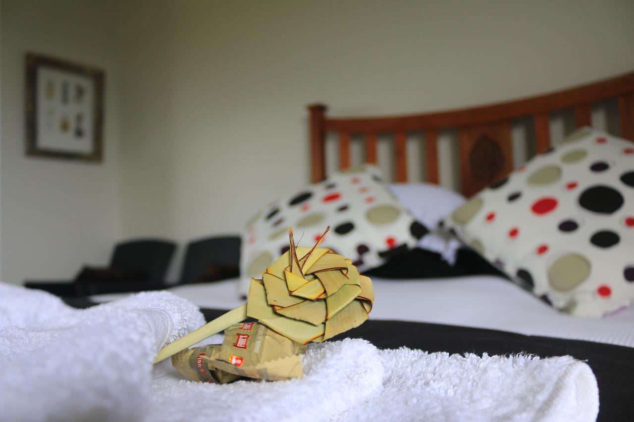 Scenic Waterways Retreat Bed and Breakfast Hokitika Buitenkant foto